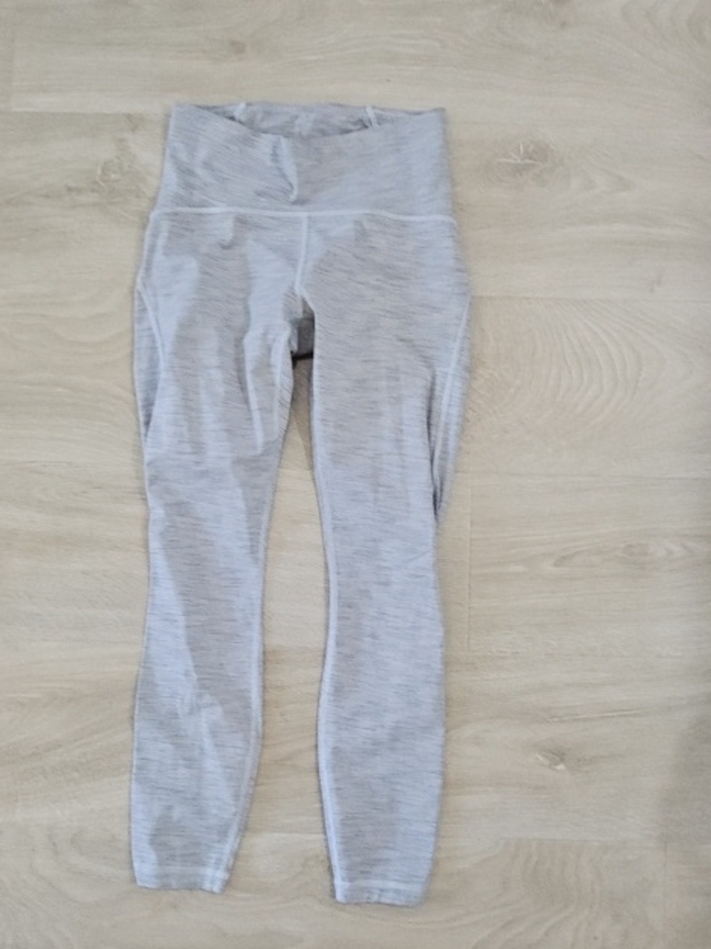 Lulu Heathered Light Gray Leggings